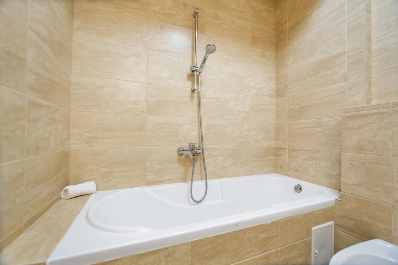 Elegant&Spacious – Central Apartment Oradea Exterior foto