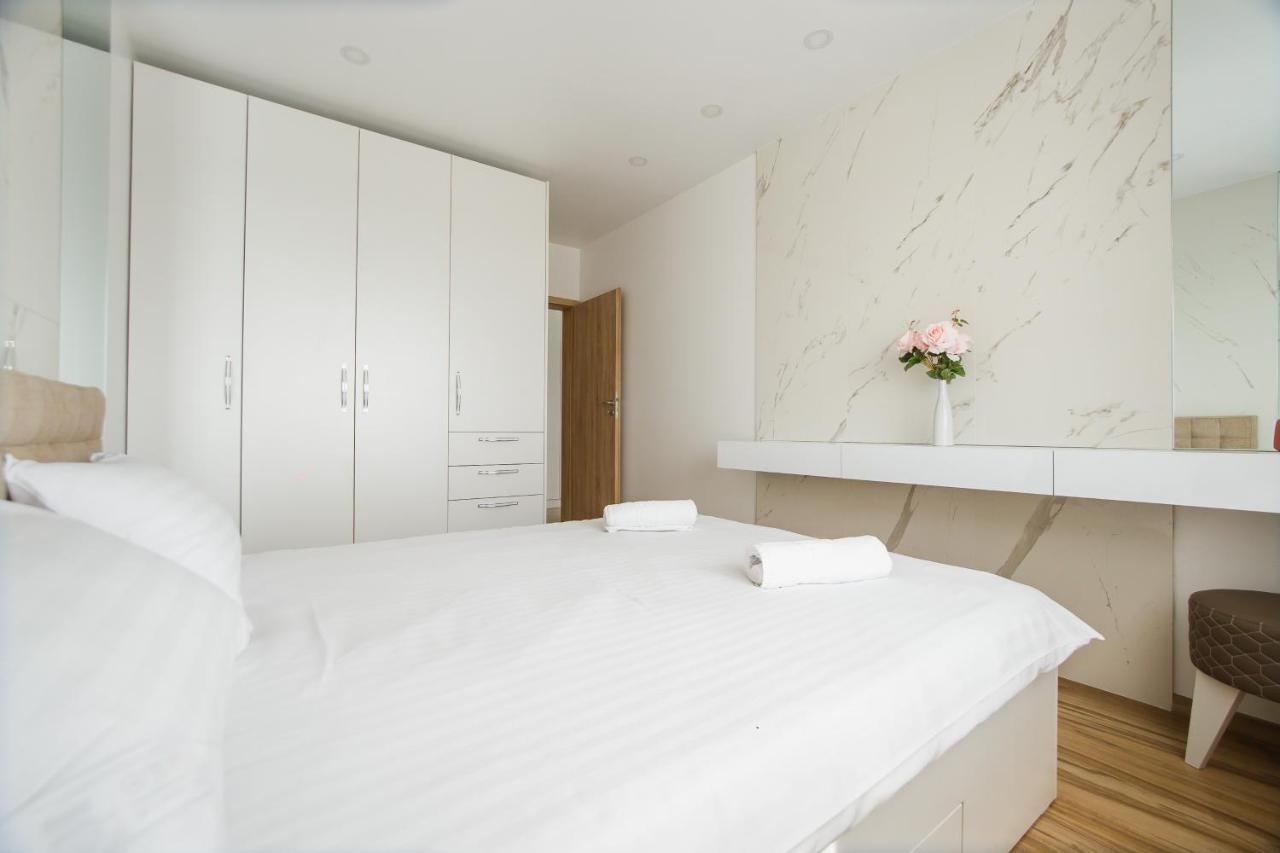 Elegant&Spacious – Central Apartment Oradea Exterior foto