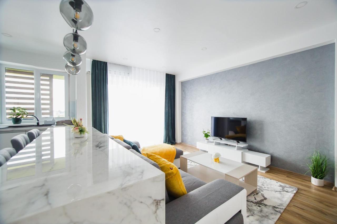 Elegant&Spacious – Central Apartment Oradea Exterior foto